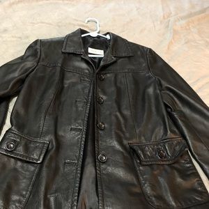 Gorgeous 100% leather jacket